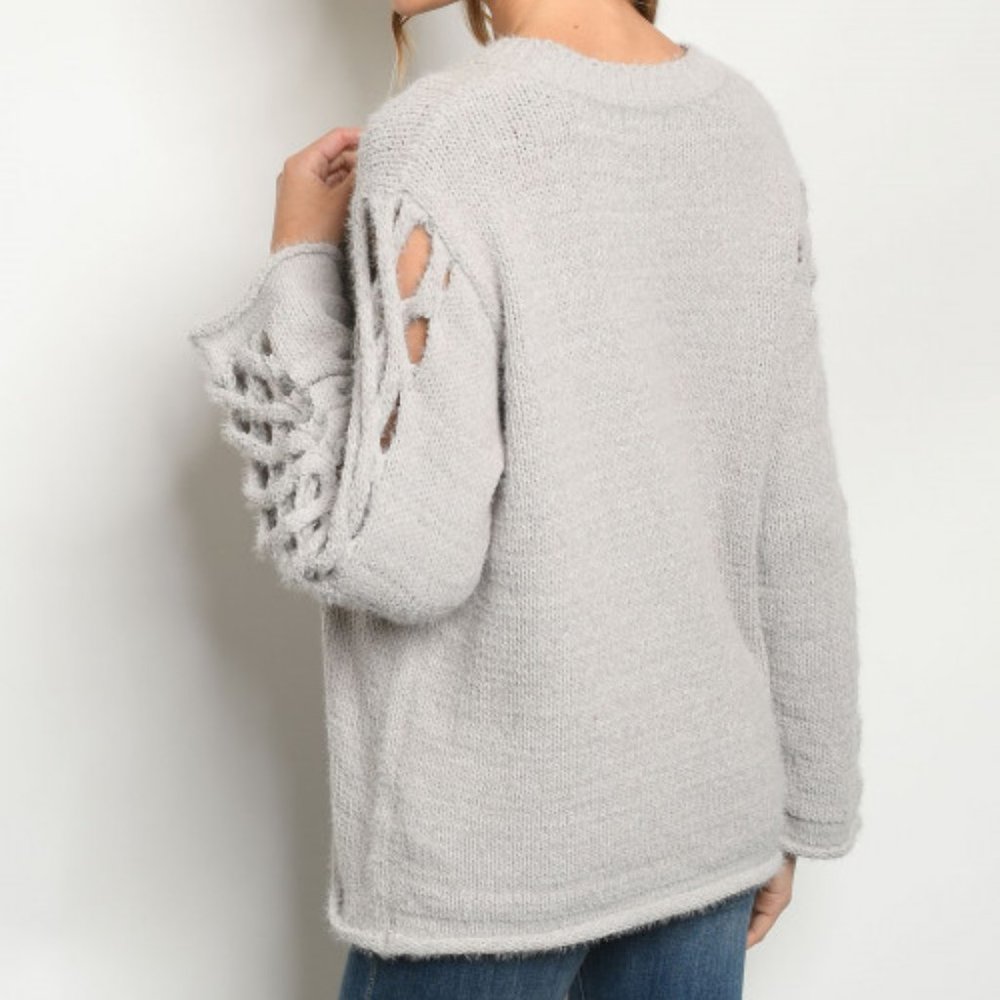 Blue B Gray Crisscross Sleeve Cozy Knit Sweater Boutique S M NWT - Picture 3 of 3